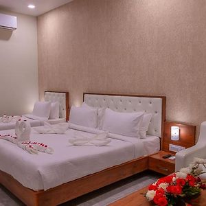Executive Triple Room